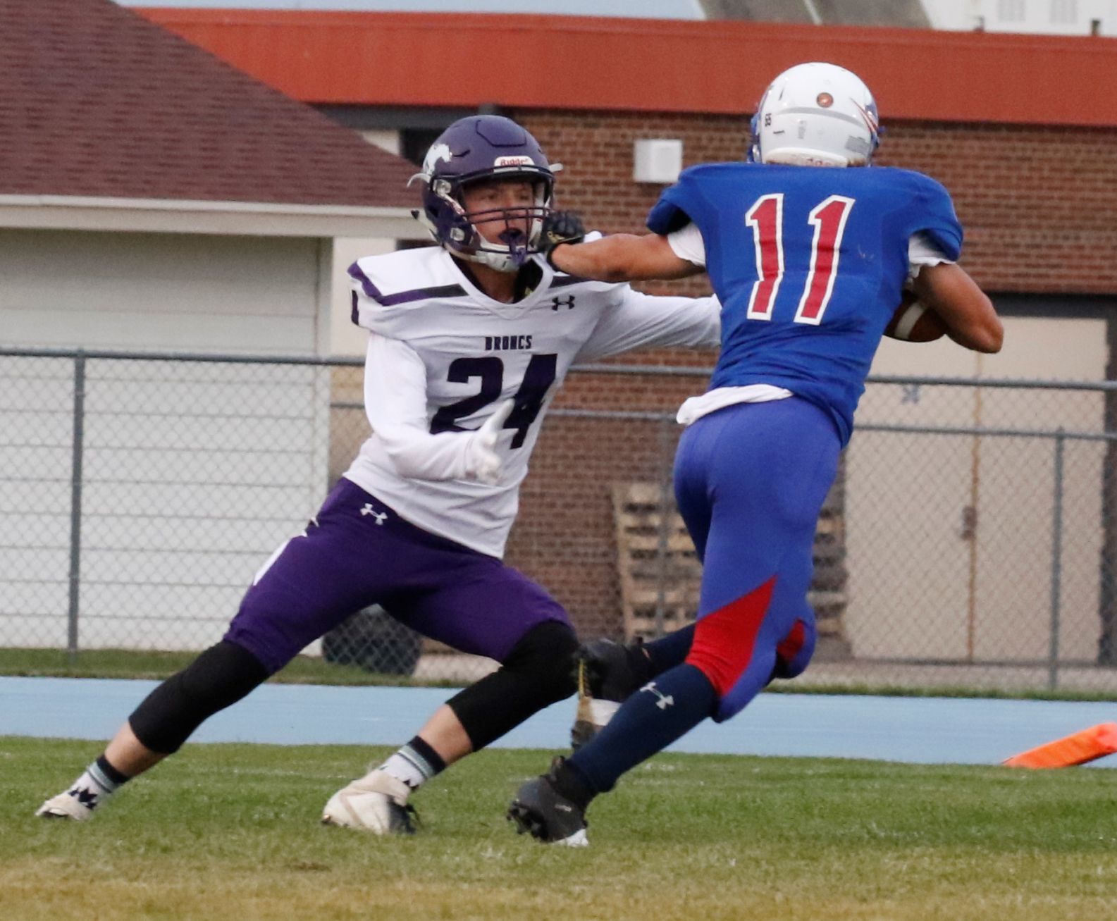 Douglas hosts Belle Fourche
